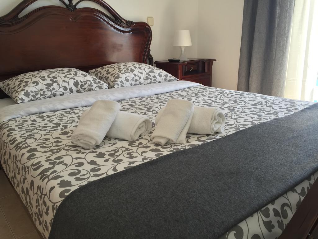בית הארחה סאו מרטיניו דו פורטו 	Granada Holidays חדר תמונה