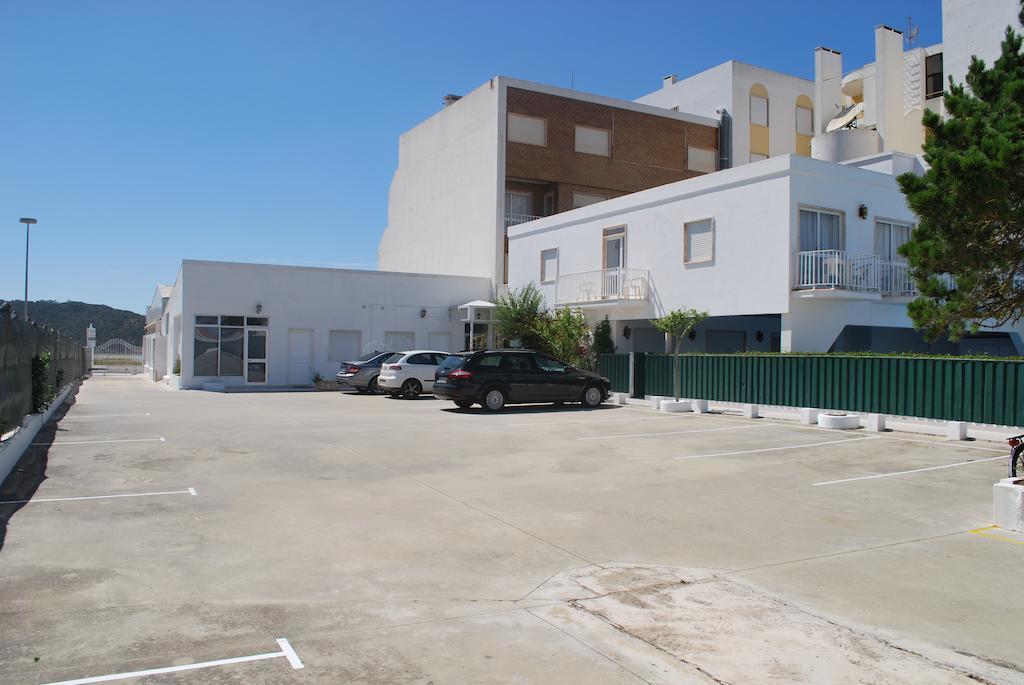 בית הארחה סאו מרטיניו דו פורטו 	Granada Holidays מראה חיצוני תמונה